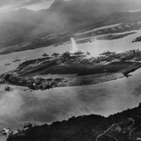800px-Attack_on_Pearl_Harbor_Japanese_planes_view.jpg